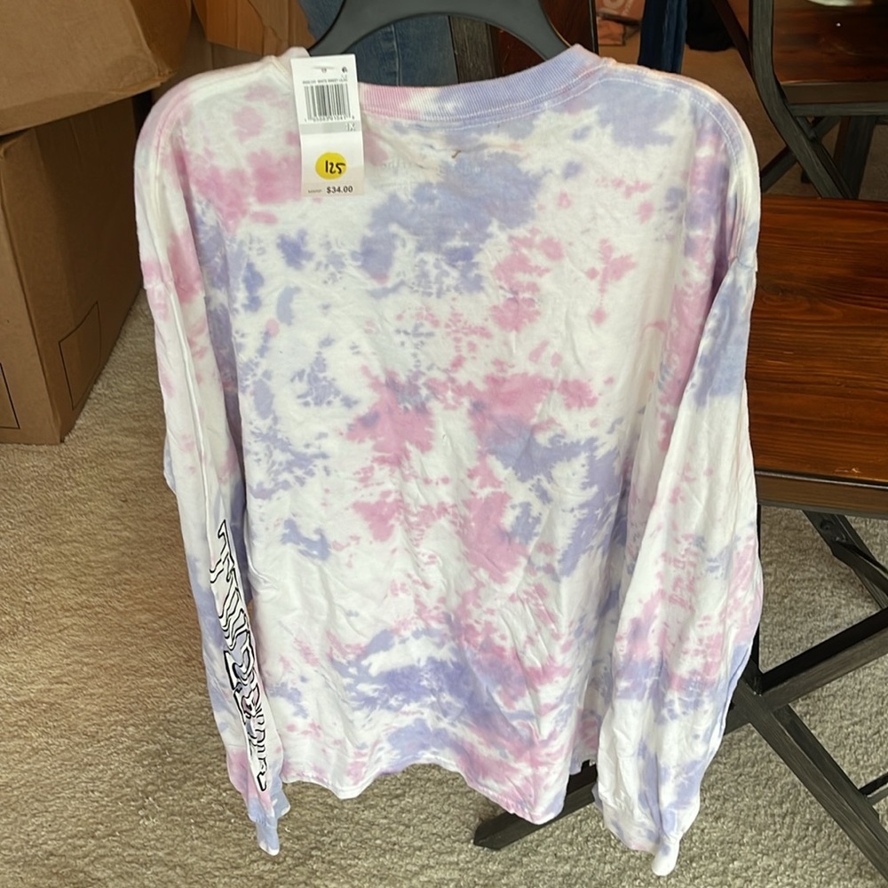 Love Tribe Long sleeve graphic T-shirt - Picture 4 of 5